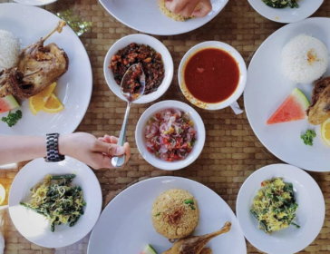 Dirty Duck Diner In Ubud For Legendary Duck!
