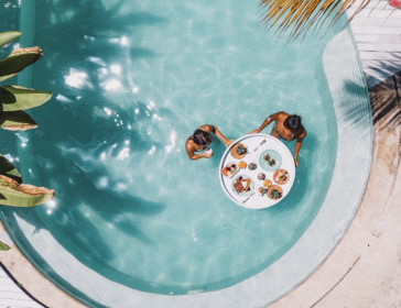 Panama Kitchen And Pool In Berawa Beach, Canggu
