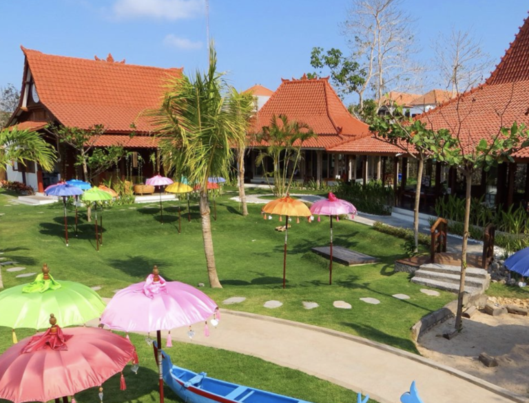 Anak Atelier in Bali