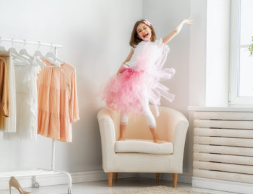 Pompom Little Couture *CLOSED
