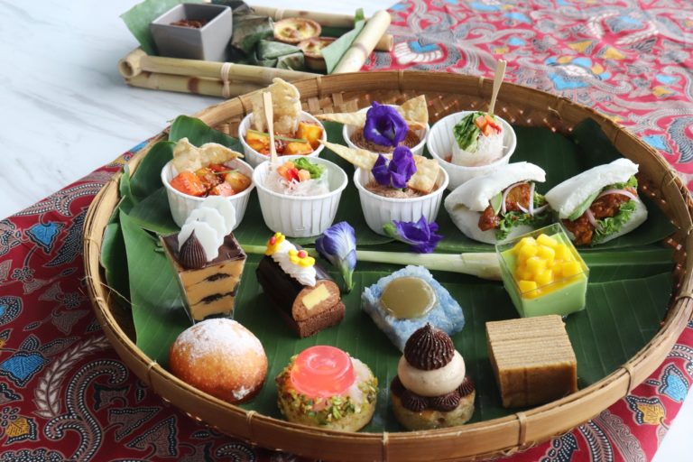 Afternoon-Tea-New-World-Petaling-Jaya-Hotel-Kuala-Lumpur
