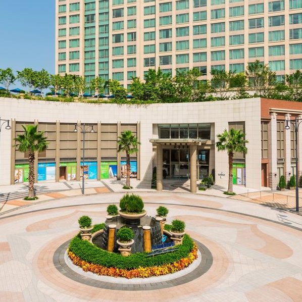 Exterior Of Auberge Discovery Bay, Hong Kong