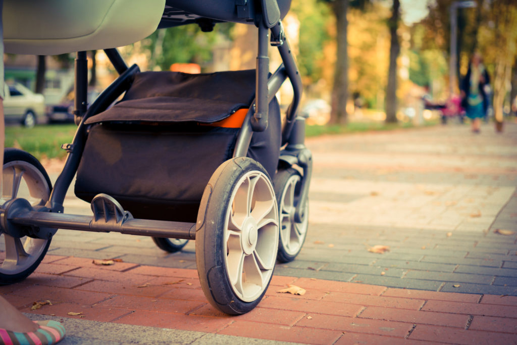 Renting baby gear and equipment in Asia including cots, prams, carriers, and more in Singapore, Malaysia, Phuket, Bali and beyond.