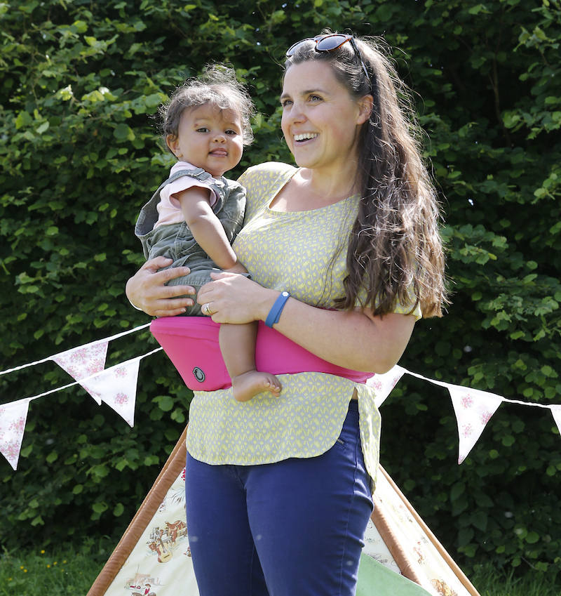 Hippy Chick Hip-Seat In Hong Kong