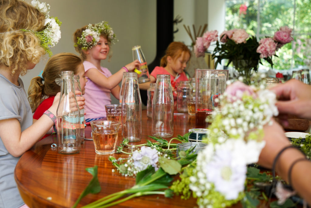 Flower-Arranging-Birthday-Parties-In-Singapore