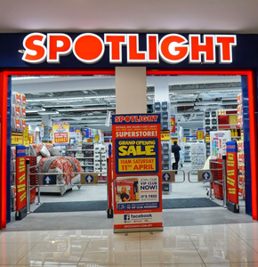 Spotlight supply shop in Kuala Lumpur