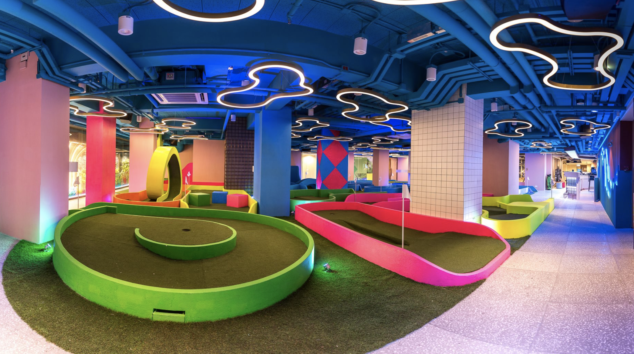 Strokes Mini Golf In Causeway Bay, Hong Kong *CLOSED