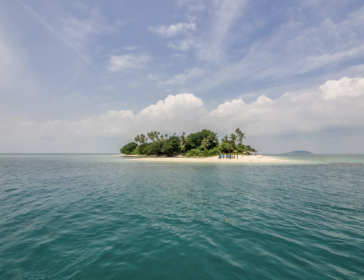 Pulau Joyo Resort And Private Island With Kids