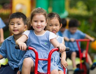 Lorna Whiston Opens New School At Kallang