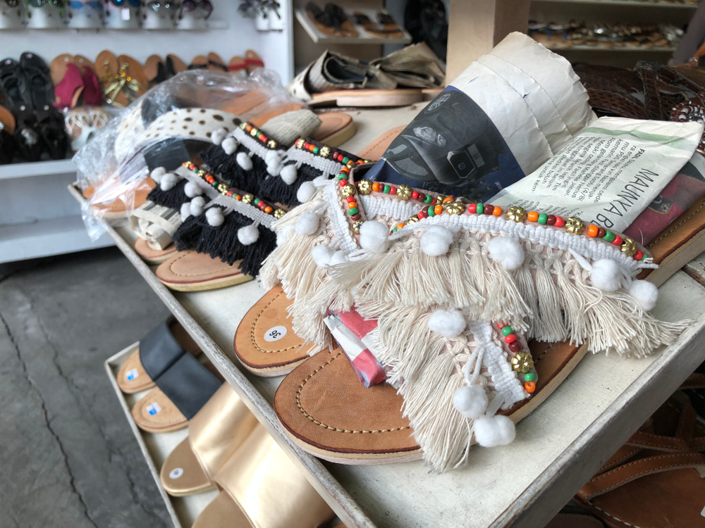 Pappilon Shoes In Bali