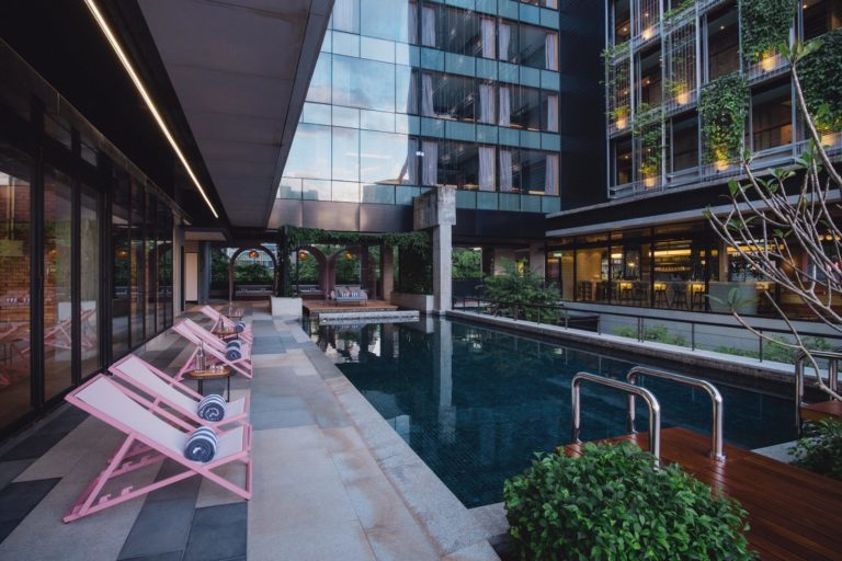 KLoé Hotel