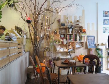 Dining At Mosanco Enchanted Cafe Restaurant In Singapore