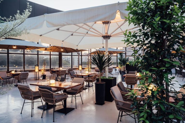 Rooftop Restaurant Sky Lido Singapore