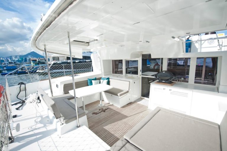 Catamaran Houseboat Staycation in Hong Kong