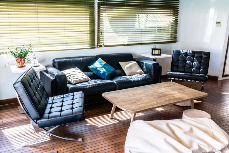 Houseboat Vacation for Families in Hong Kong