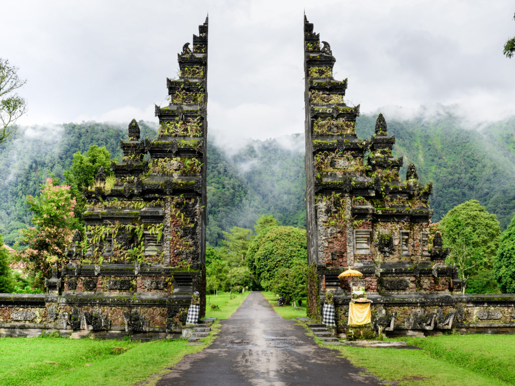 traveling to bali 2022